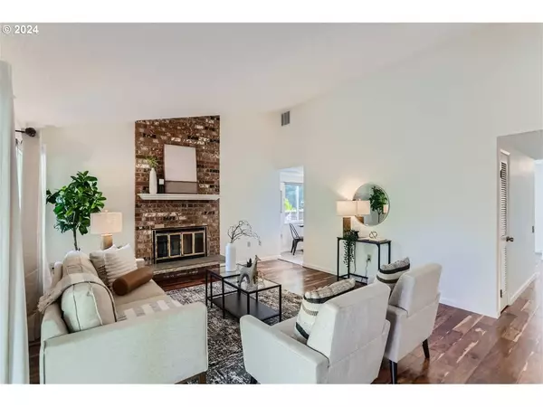 16815 SW 129TH AVE, Portland, OR 97224