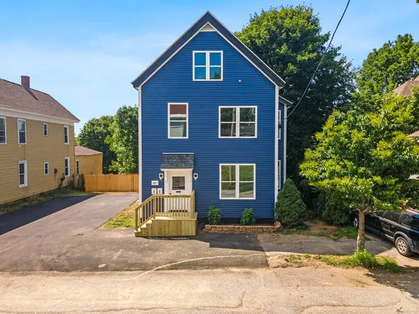 40 Cottage ST, Lewiston, ME 04240