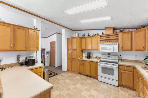 6695 Birch ST, Commerce City, CO 80022