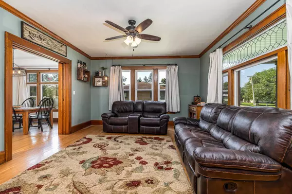 312 N Maple Street, Apple River, IL 61001