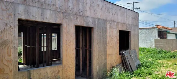 2228 W 73rd ST, Los Angeles, CA 90043