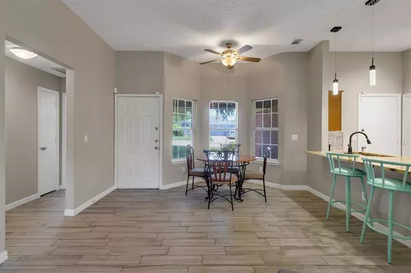 502 Starling Drive, Desoto, TX 75115