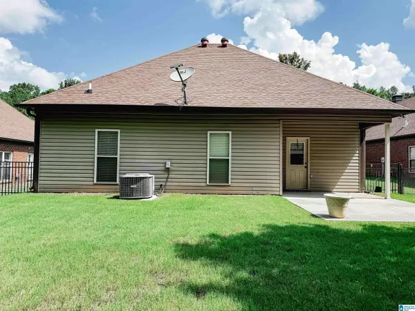 417 BALLANTRAE ROAD, Pelham, AL 35124