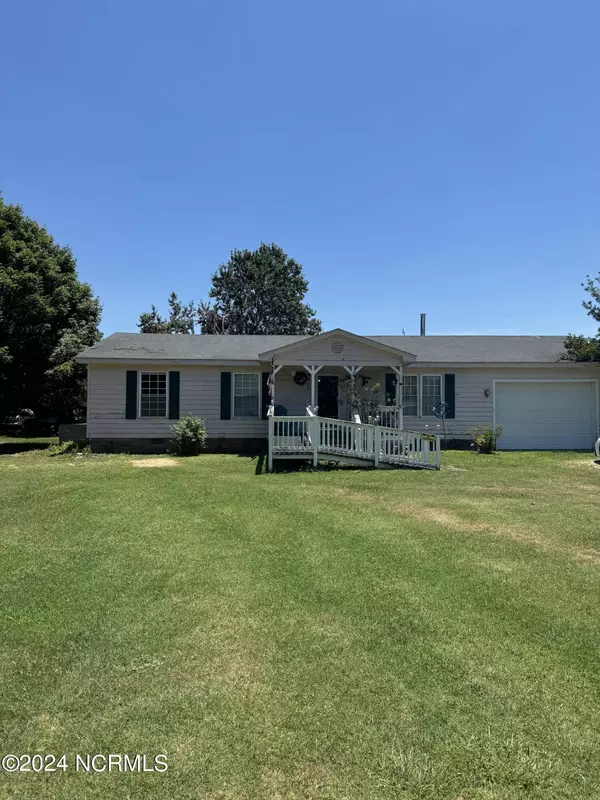 9405 Glover Road, Bailey, NC 27807