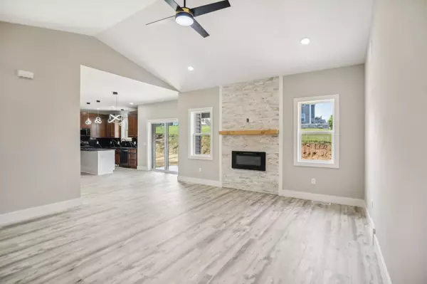 2085 Fawn Valley Court, Reedsburg, WI 53959