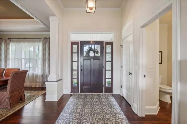 1650 Bellewood Drive, Waunakee, WI 53597