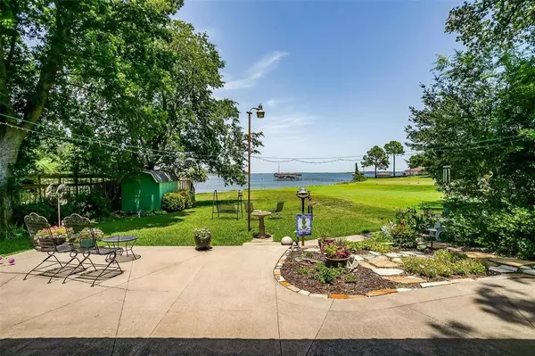 6780 Wells Burnett Road, Fort Worth, TX 76135