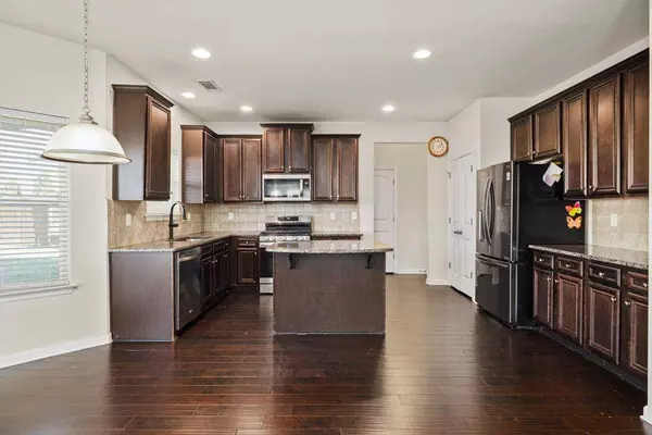 5515 Bucknell TRCE, Cumming, GA 30028