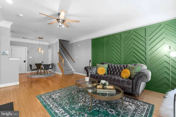 584 ORCHARD RIDGE DR #100, Gaithersburg, MD 20878