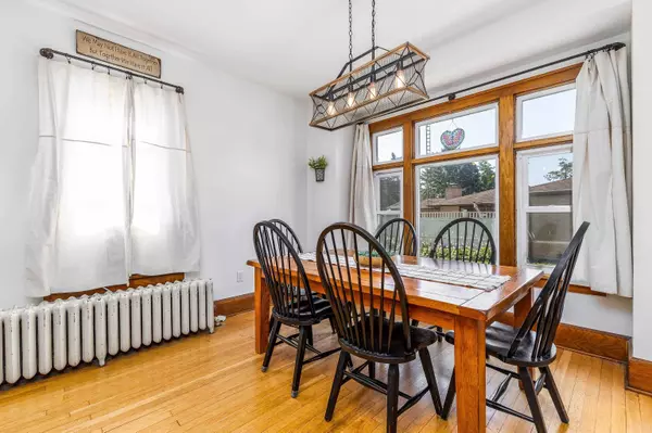 312 N Maple Street, Apple River, IL 61001