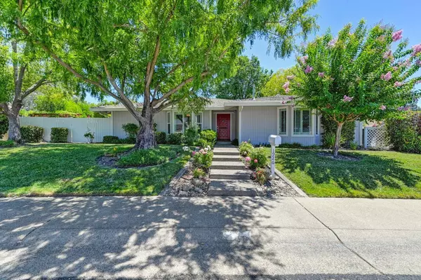 1926 Balboa Drive, Roseville, CA 95661