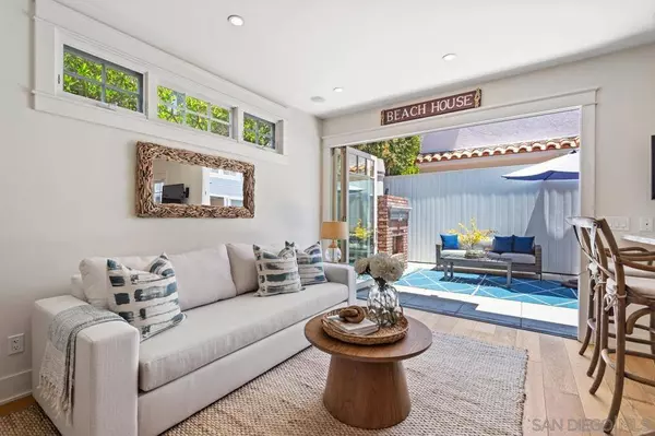 339 Palm Ave, Coronado, CA 92118