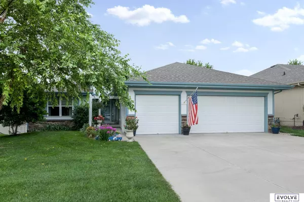 19103 Ohio Street, Omaha, NE 68022