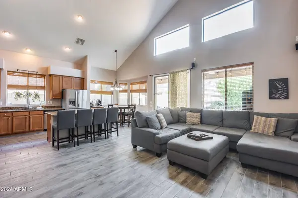 3214 W SENTINEL ROCK Road, Phoenix, AZ 85086