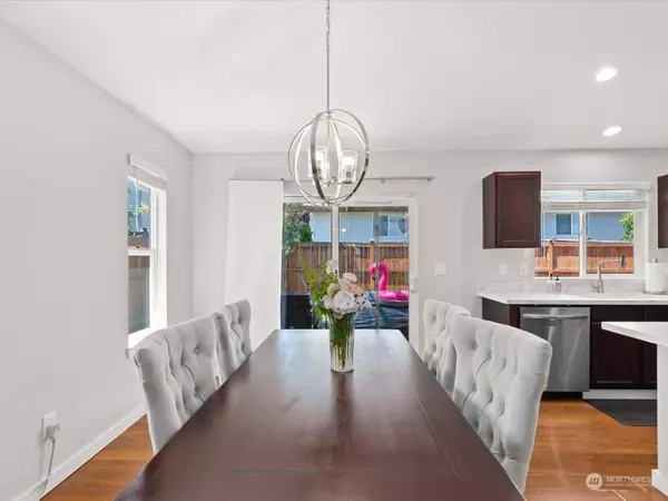 9513 2nd ST SE #38, Lake Stevens, WA 98258