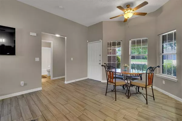 502 Starling Drive, Desoto, TX 75115