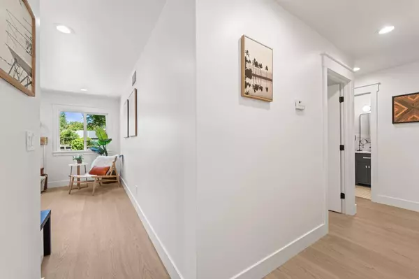 1119 E 8th ST, Davis, CA 95616