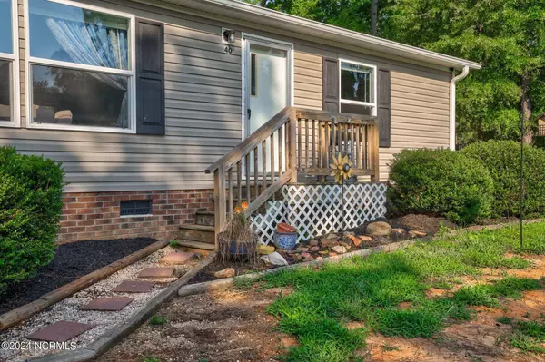 40 Bunker Lane, Louisburg, NC 27549