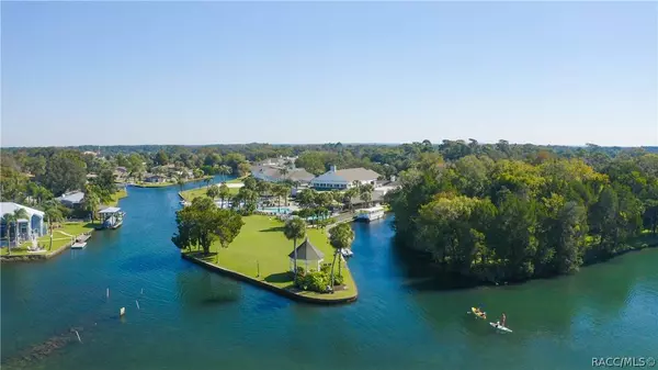 1050 E Whistler CT, Hernando, FL 34442