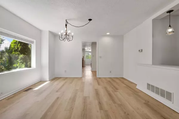 707 E 32nd Ave, Spokane, WA 99203