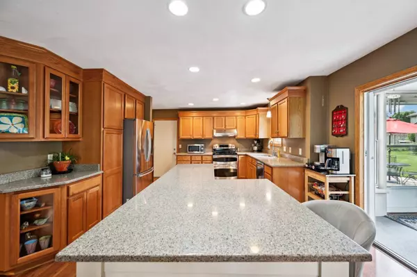 1701 Dover Drive, Waunakee, WI 53597