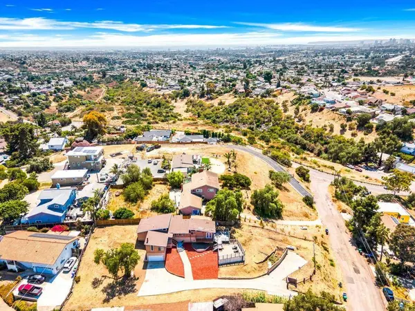 6039 Burian St, San Diego, CA 92114