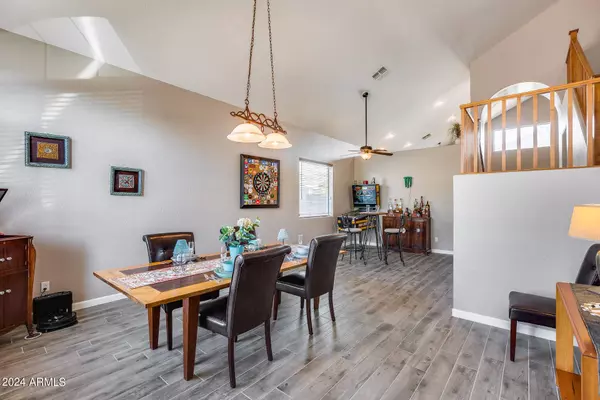 3214 W SENTINEL ROCK Road, Phoenix, AZ 85086