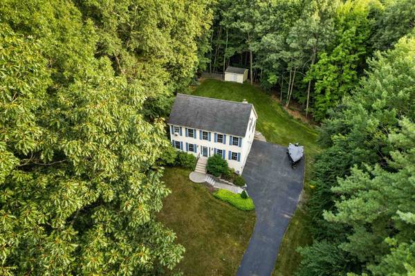 6 Emerald DR, Salem, NH 03079