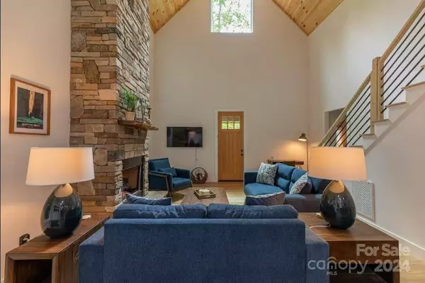 162 Hunnicut Mountain RD, Marion, NC 28752