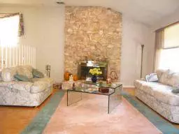 32 Strawberry Hill Rd, Branchburg Twp., NJ 08876