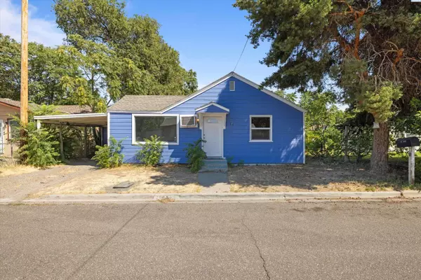 15 E 13th Ave, Kennewick, WA 99337