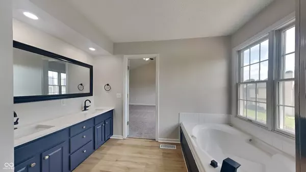 12255 Limestone DR, Fishers, IN 46037