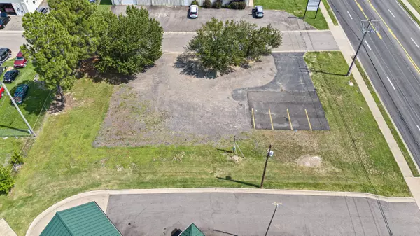 Weir Road, Russellville, AR 72801