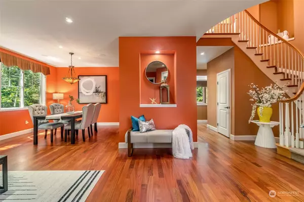 8715 236th AVE NE, Redmond, WA 98053