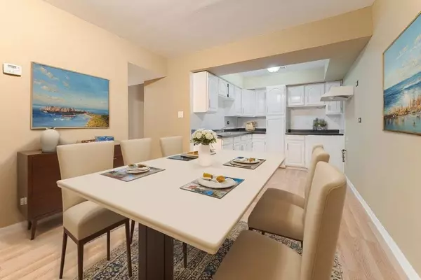 413 W 16th PL, Chicago Heights, IL 60411