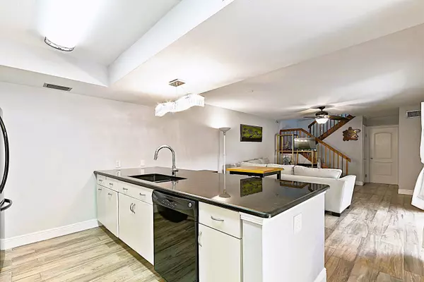 3017 30th LN, Greenacres, FL 33463