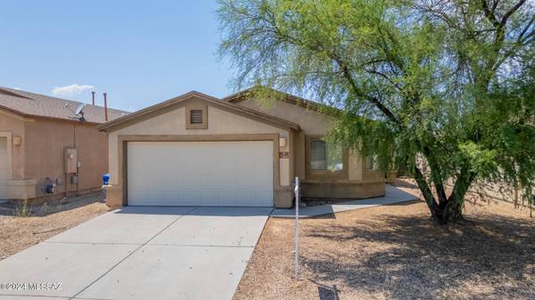 7240 S Millers Tale Drive, Tucson, AZ 85756