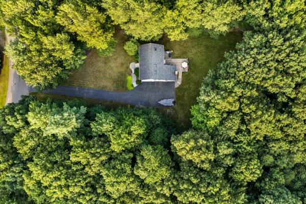 6 Emerald DR, Salem, NH 03079