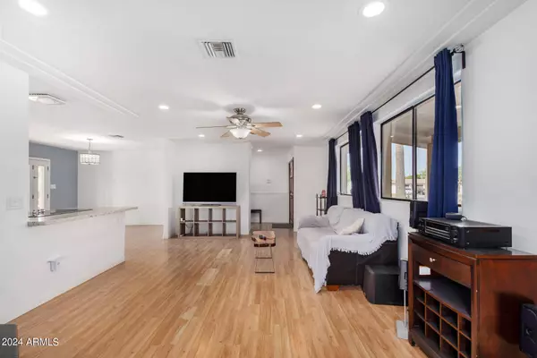 14827 N 29TH Drive, Phoenix, AZ 85053