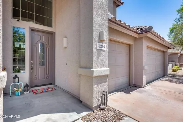 3214 W SENTINEL ROCK Road, Phoenix, AZ 85086