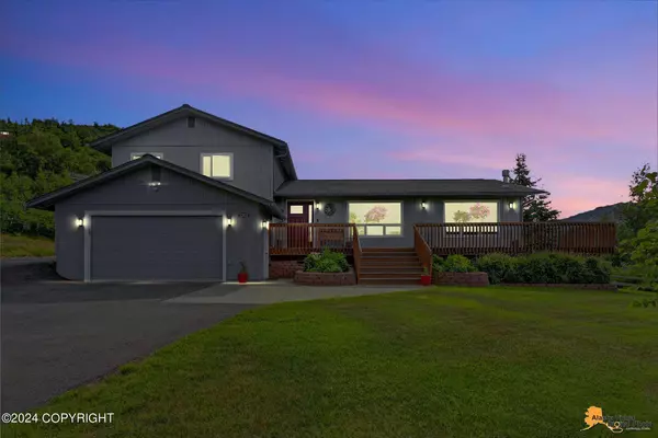 12831 Michael RD, Anchorage, AK 99516