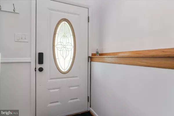 1923 GRANT RD, Halethorpe, MD 21227