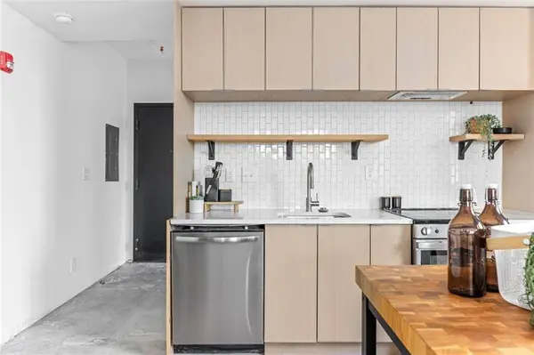 1805 HARVARD #203, Atlanta, GA 30337