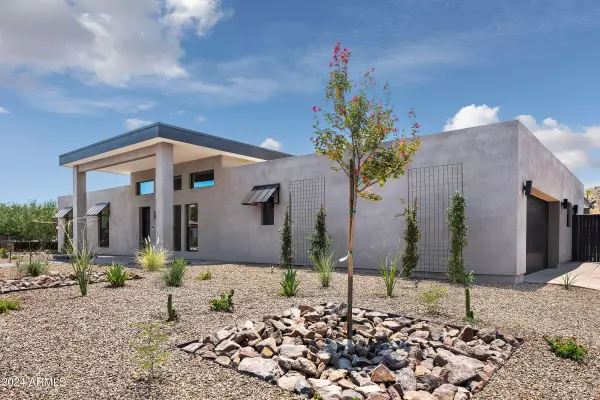 3201 E LAS ROCAS Drive, Phoenix, AZ 85028