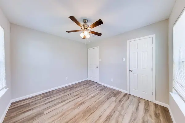 7930 Jutland RD, Houston, TX 77033