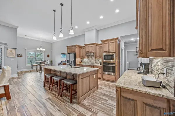 13801 Pinnacle Drive, Athens, AL 35613