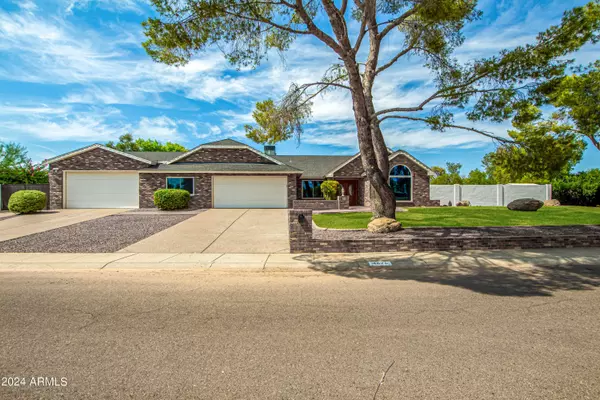 4626 E JANICE Way, Phoenix, AZ 85032