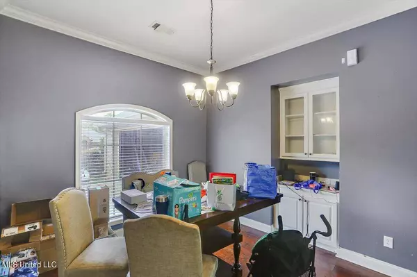 209 Barrington Cove, Florence, MS 39073