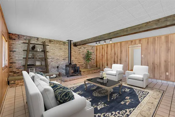 2824 Live Oak Drive, Mesquite, TX 75150