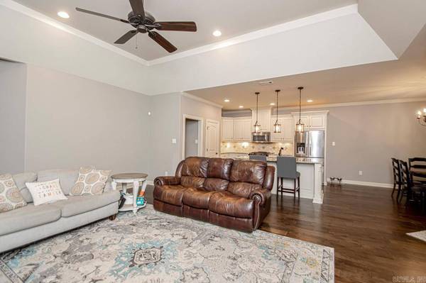 42 Tournay Circle, Little Rock, AR 72223